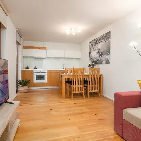 Papli 27 Apartment